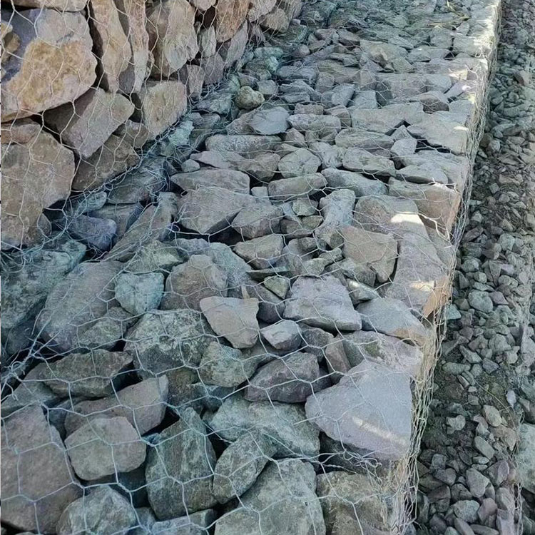 石籠擋土牆